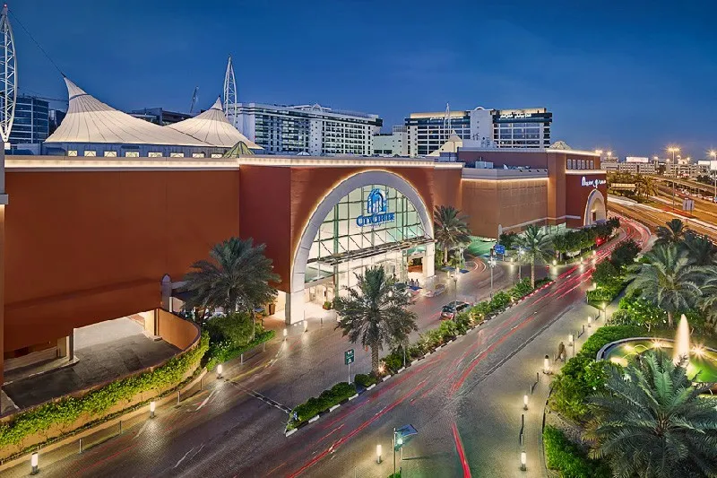 Shopping malls in Oman